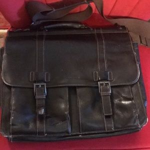 KENNETH COLE REACTION LEATHER LAPTOP BAG BROWN
